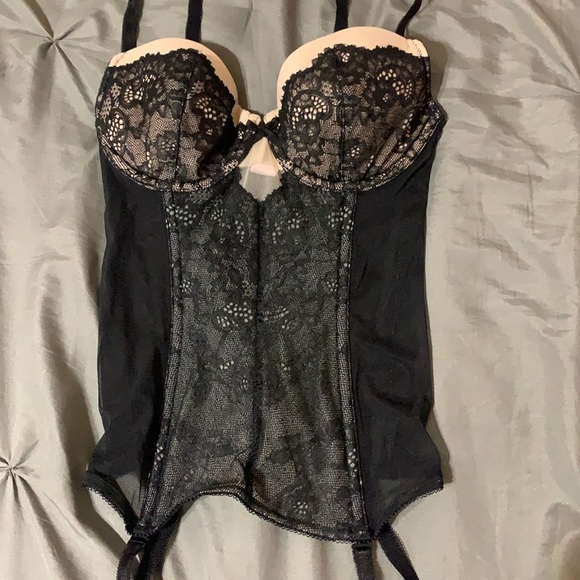 Never been worn Victoria’s Secret corset top - Picture 3 of 7